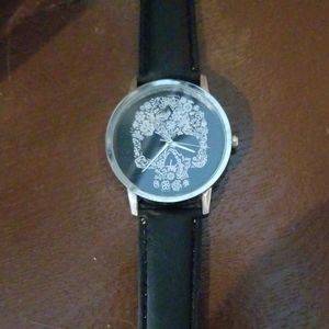 Skull watch